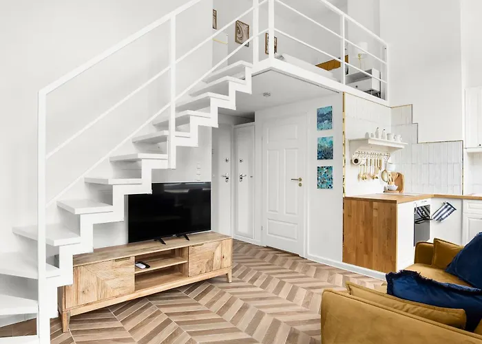 Bulwar Staromiejski, Sun & Snow Breslavia